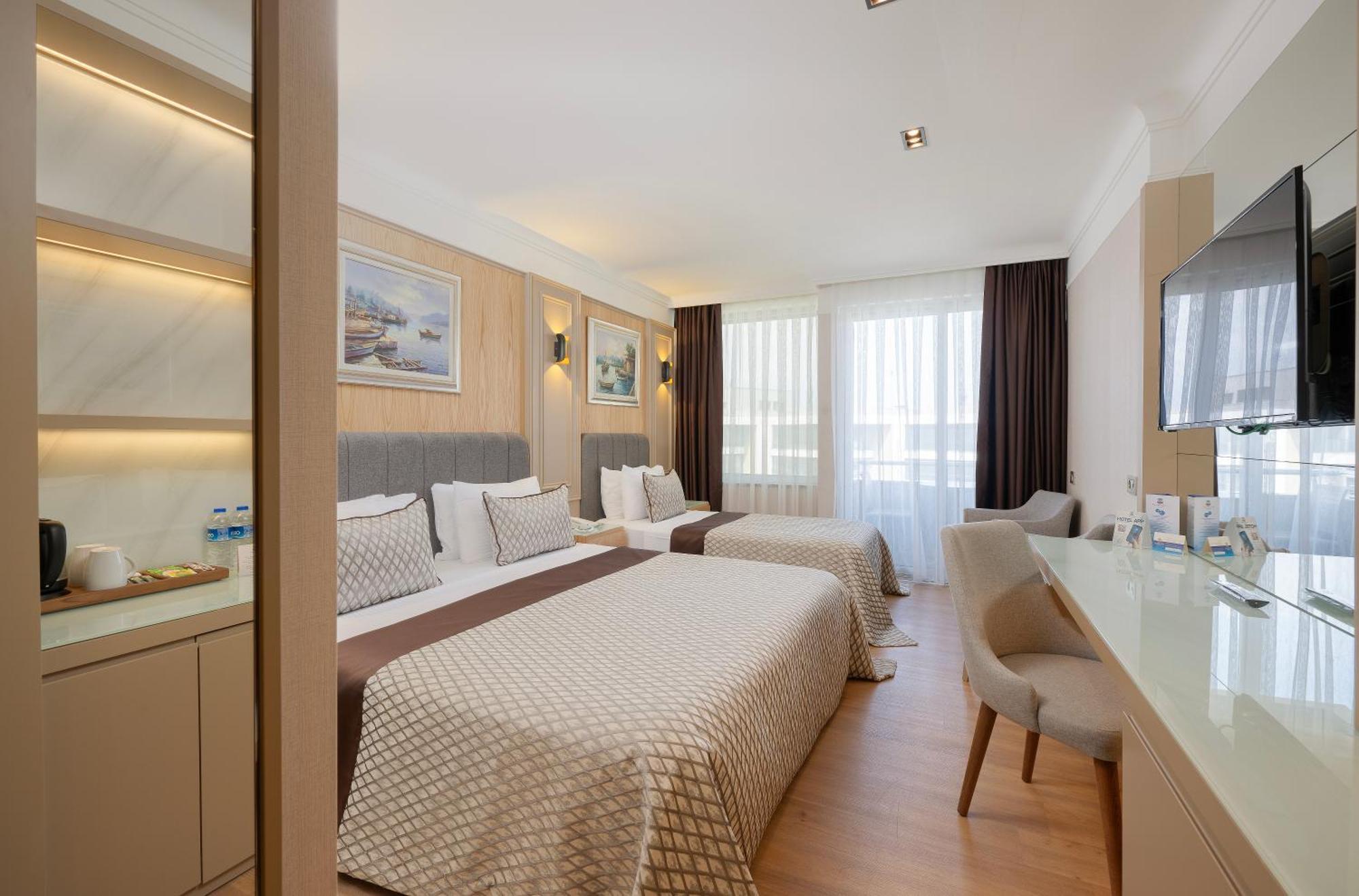 Standard Triple Room with Side Sea View,1651166630:JPEG